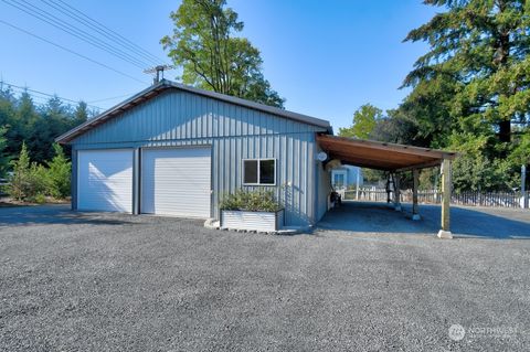 A home in Chehalis