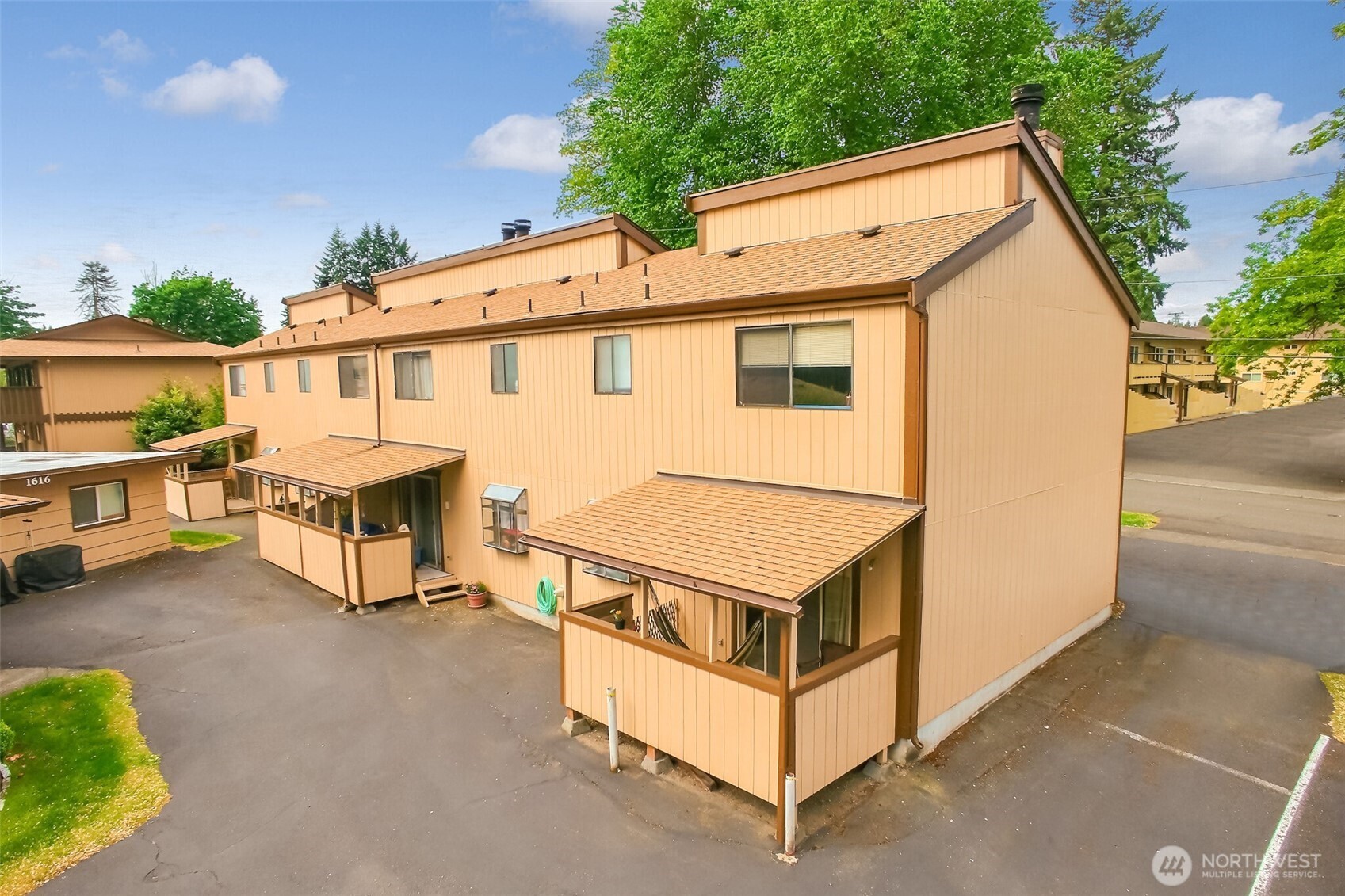 1608 Ruddell Road SE