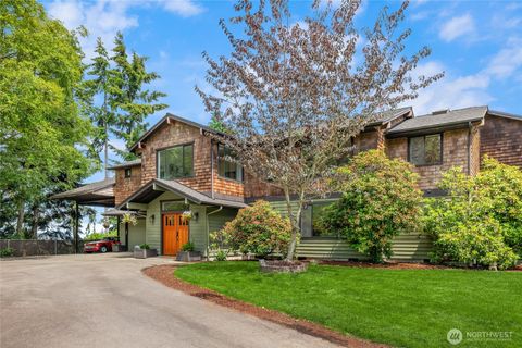 Photo of 15194 Sunrise Drive NE, Bainbridge Island, WA 98110 (MLS # 2440314)