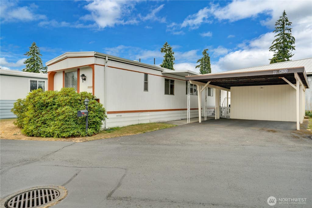 Photo of 20624 9th Avenue Ct E #32, Spanaway, WA 98387 (MLS # 2574164)