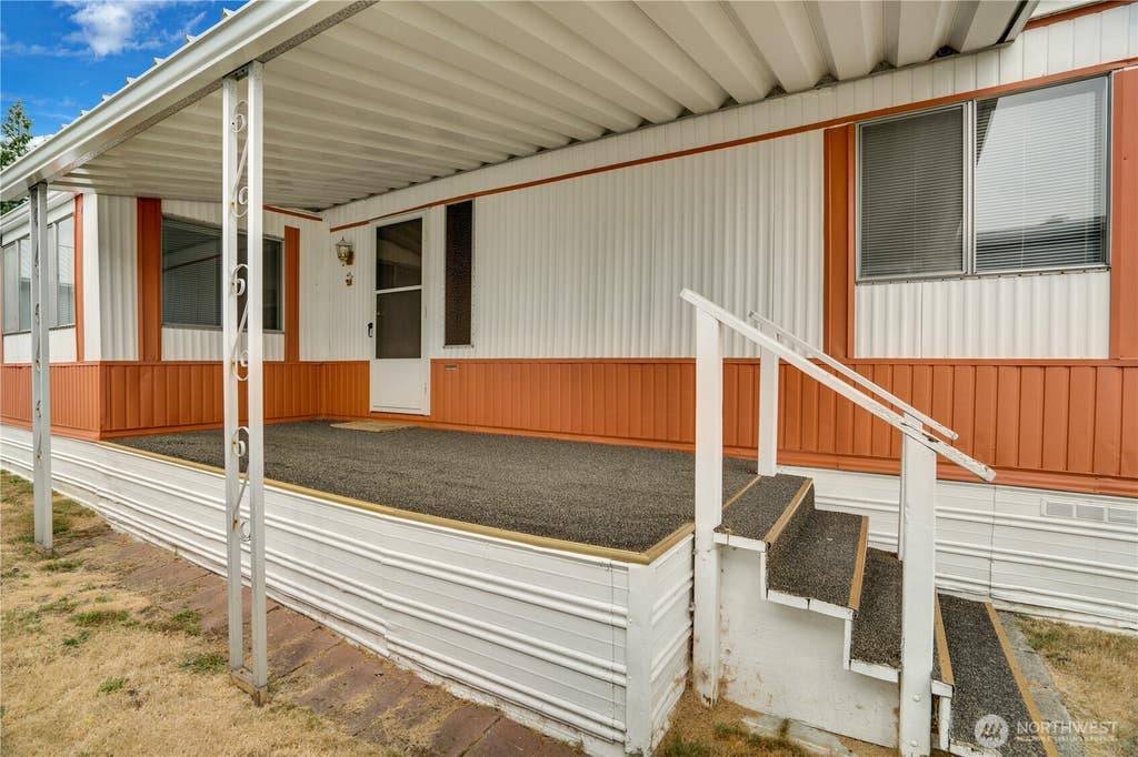 Photo of 20624 9th Avenue Ct E #32, Spanaway, WA 98387 (MLS # 2574164)