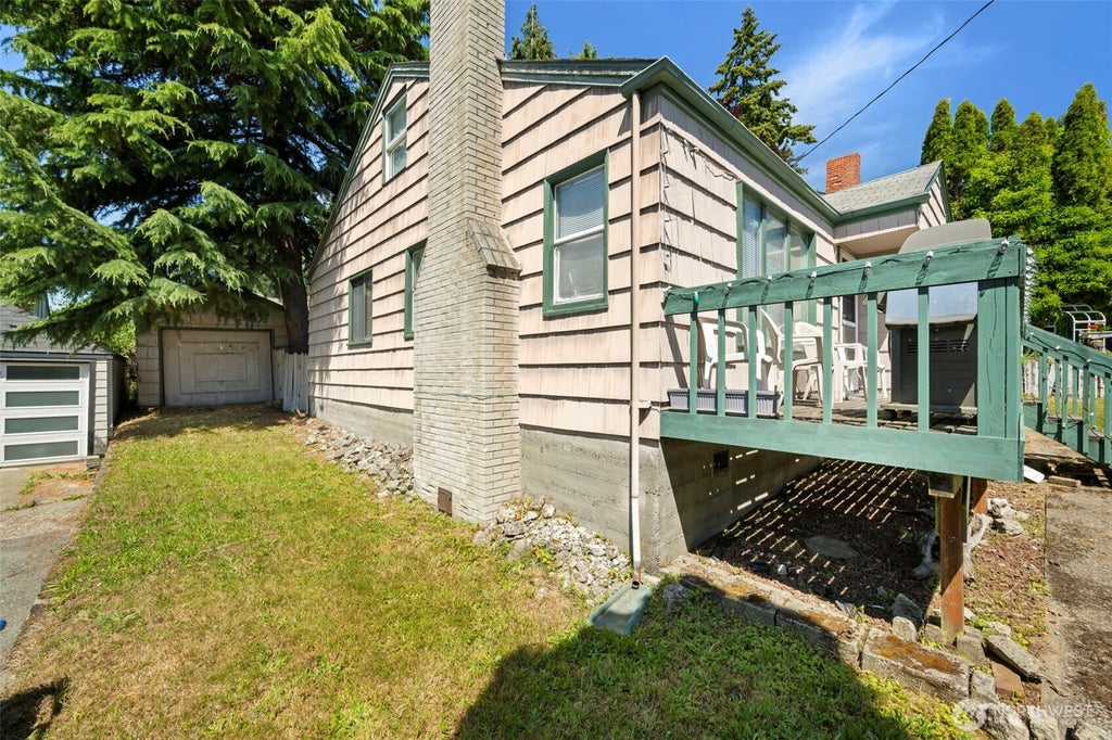 Photo of 122 NW 103rd Street, Seattle, WA 98177 (MLS # 2554503)