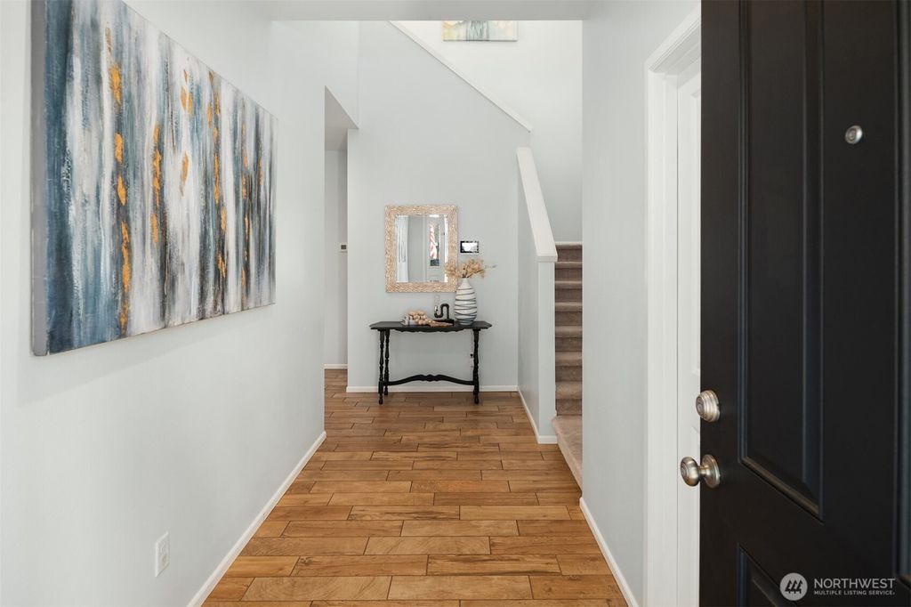 Photo of 426 20th Street NW, Puyallup, WA 98371 (MLS # 2468894)