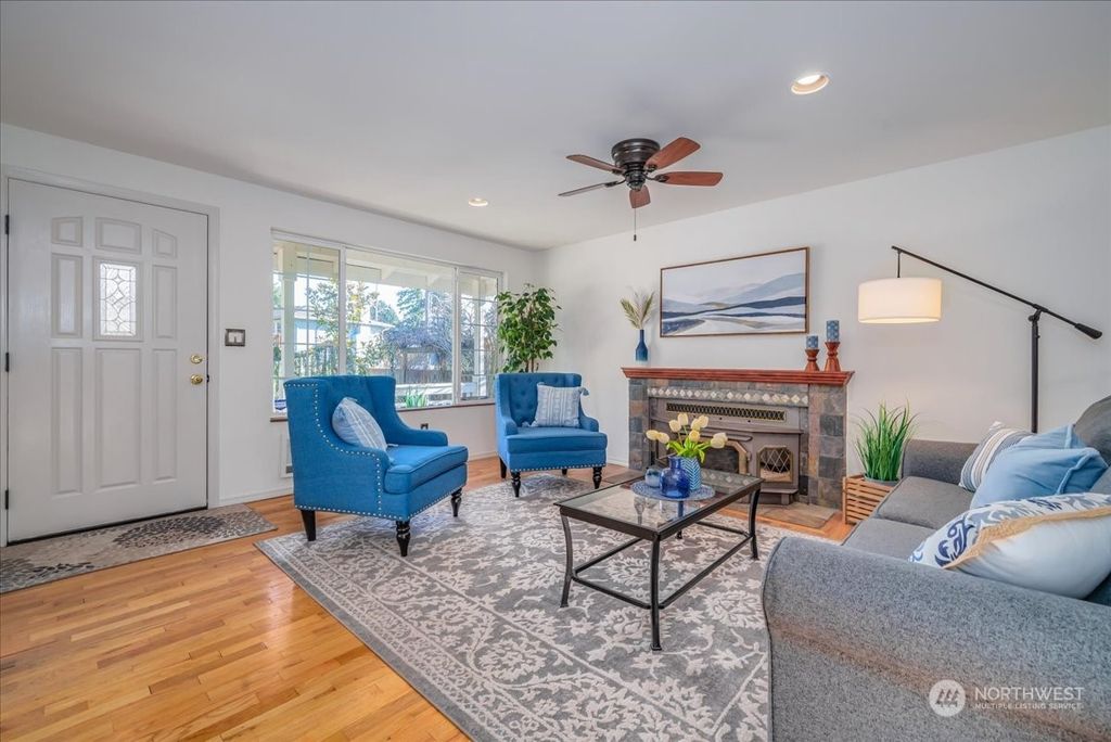 Photo of 24108 52nd Avenue W, Mountlake Terrace, WA 98043 (MLS # 2322744)