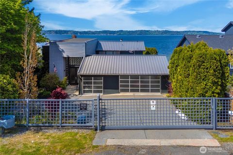 Photo of 3626 SW Dash Point Road, Federal Way, WA 98023 (MLS # 2510544)