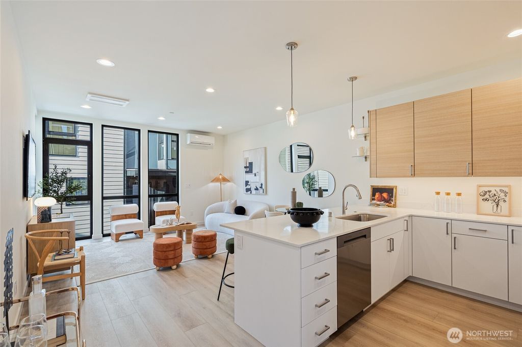 Photo of 11231 Greenwood Avenue N #A, Seattle, WA 98133 (MLS # 2508838)