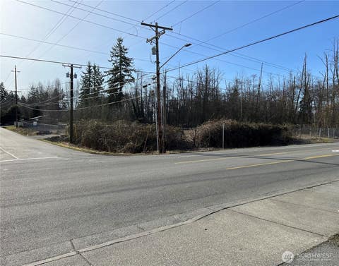 Photo of 10000 23rd Avenue W, Everett, WA 98204 (MLS # 2464578)