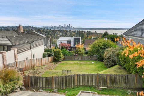 2415 Montavista Place W Seattle WA 98199