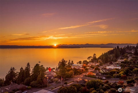 Photo of 12205 Shorewood Drive SW, Burien, WA 98146 (MLS # 2583843)