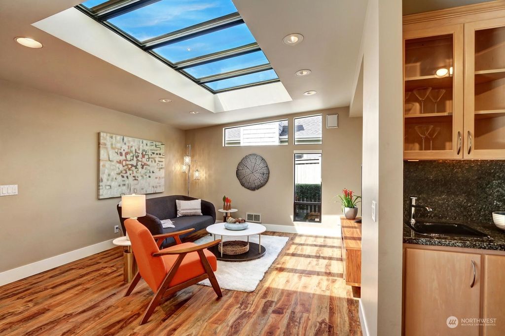 Photo of 3034 61st Avenue SE, Mercer Island, WA 98040 (MLS # 2152845)