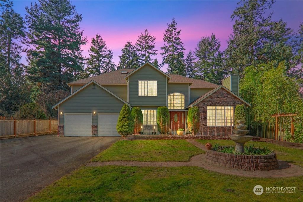Photo of 17833 8th Avenue NE, Shoreline, WA 98155 (MLS # 2210212)