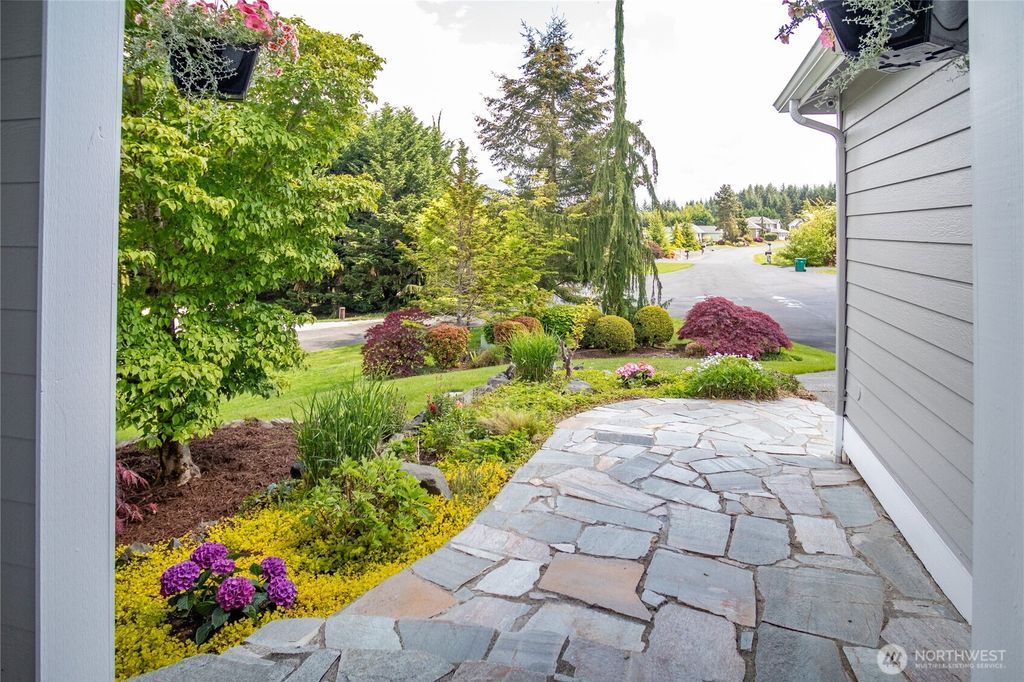 Photo of 11513 128th Drive NE, Lake Stevens, WA 98258 (MLS # 2376480)