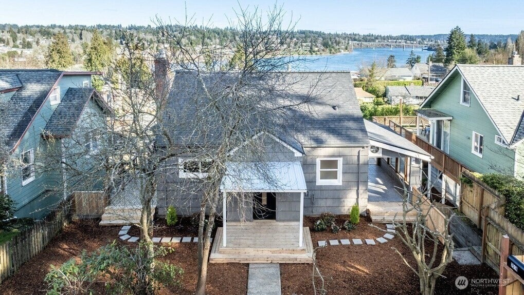 Photo of 2514 N Lafayette Avenue, Bremerton, WA 98312 (MLS # 2582401)