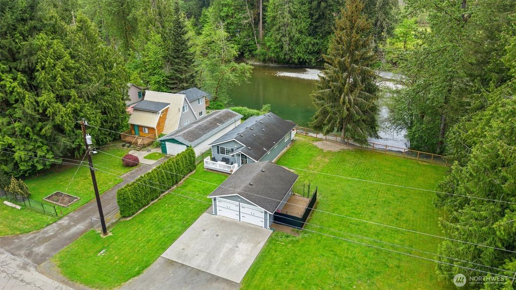 Photo of 11812 166th Drive NE, Arlington, WA 98223 (MLS # 2374249)