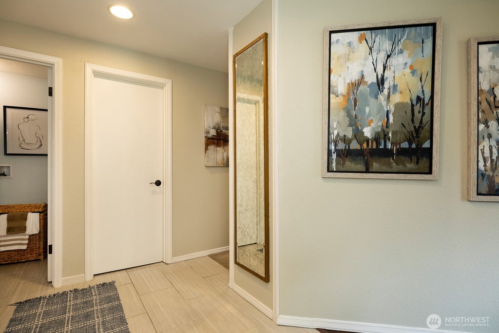 Photo of 823 N 161st Place #302, Seattle, WA 98133 (MLS # 2575312)