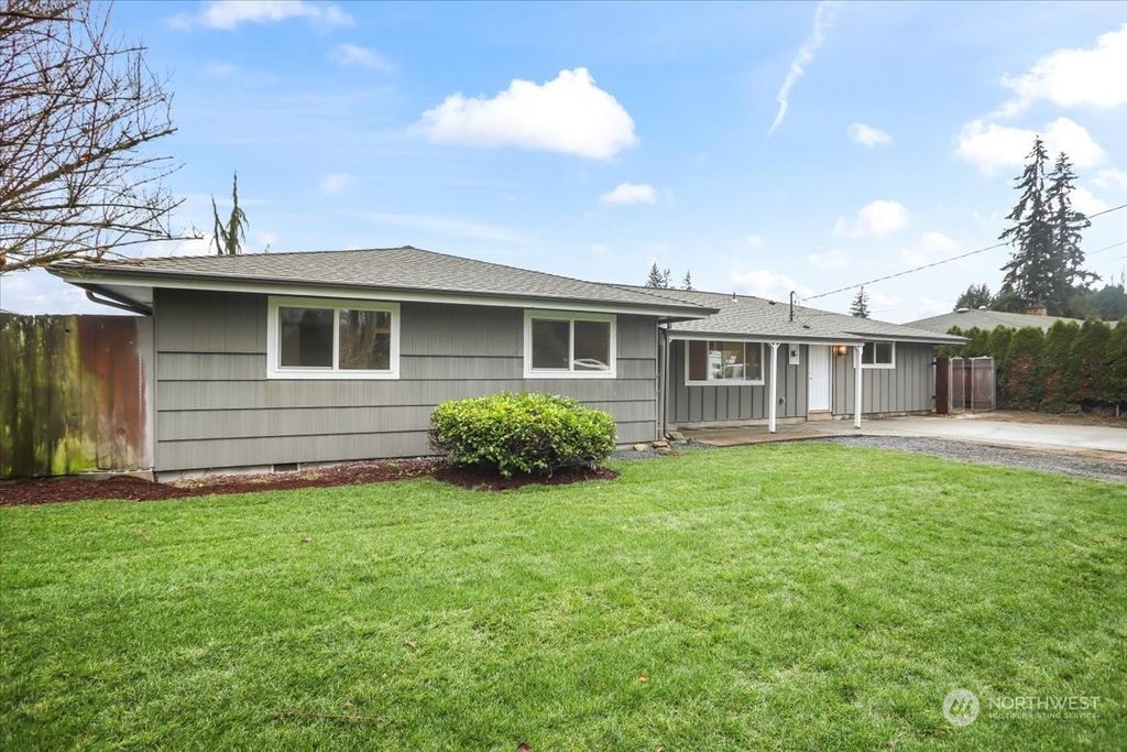 Photo of 5120 86th Place NE, Marysville, WA 98270 (MLS # 2317885)