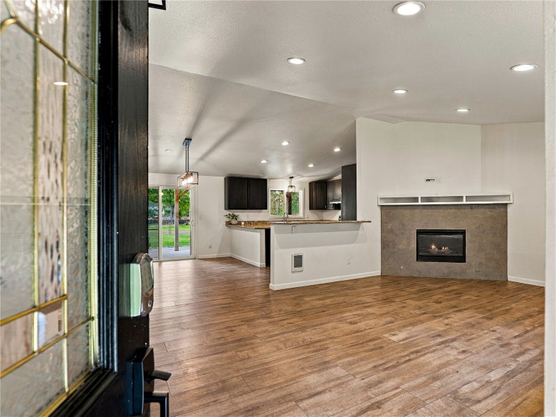 8729 Silver Fox Ct SW