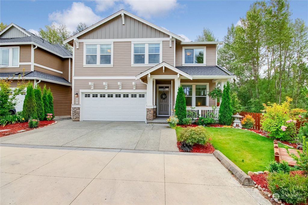 Photo of 3004 47th Street SE, Everett, WA 98203 (MLS # 2144203)