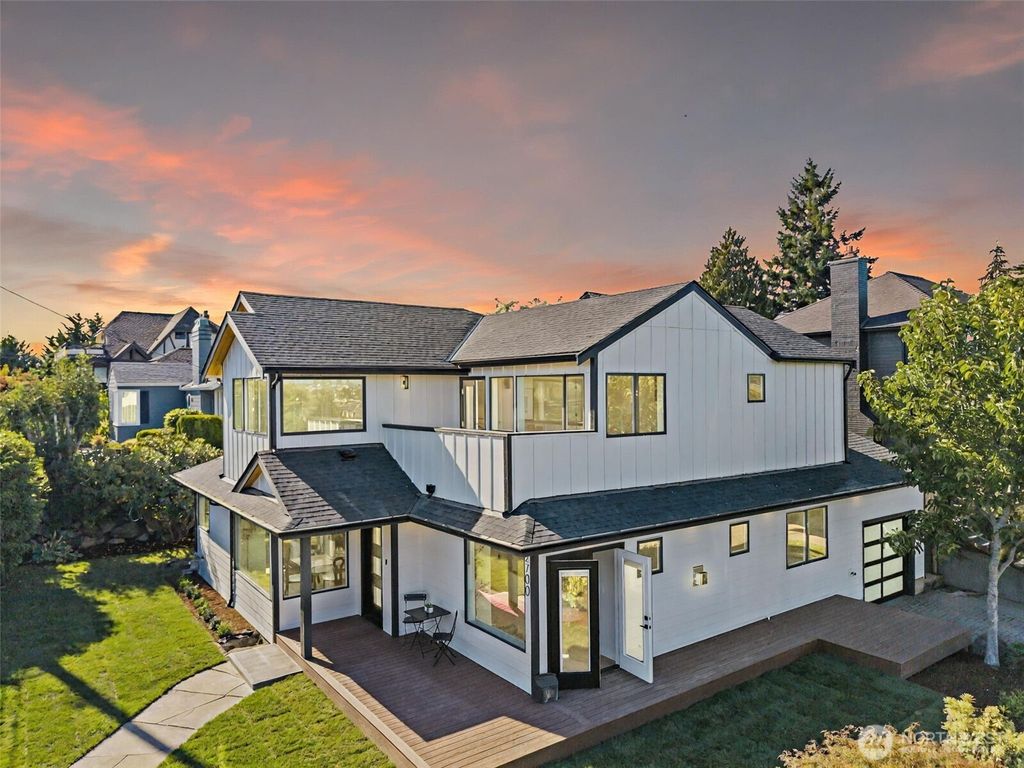 Photo of 2700 W Smith Street, Seattle, WA 98199 (MLS # 2415461)