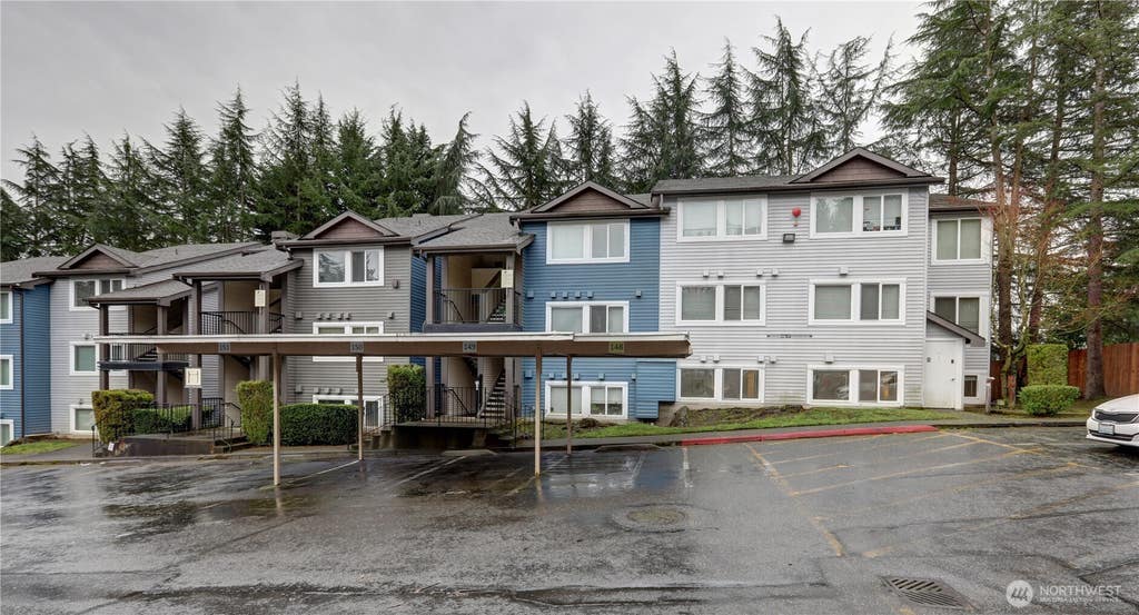 Photo of 26335 116th Avenue NE #H105, Kent, WA 98030 (MLS # 2570592)