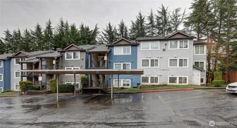 Photo of 26335 116th Avenue NE #H105, Kent, WA 98030 (MLS # 2570592)