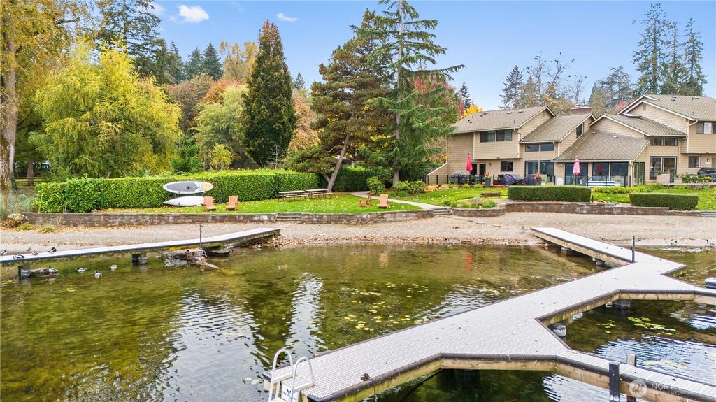 Photo of 17519 NE 38th Court #9B, Redmond, WA 98052 (MLS # 2477814)