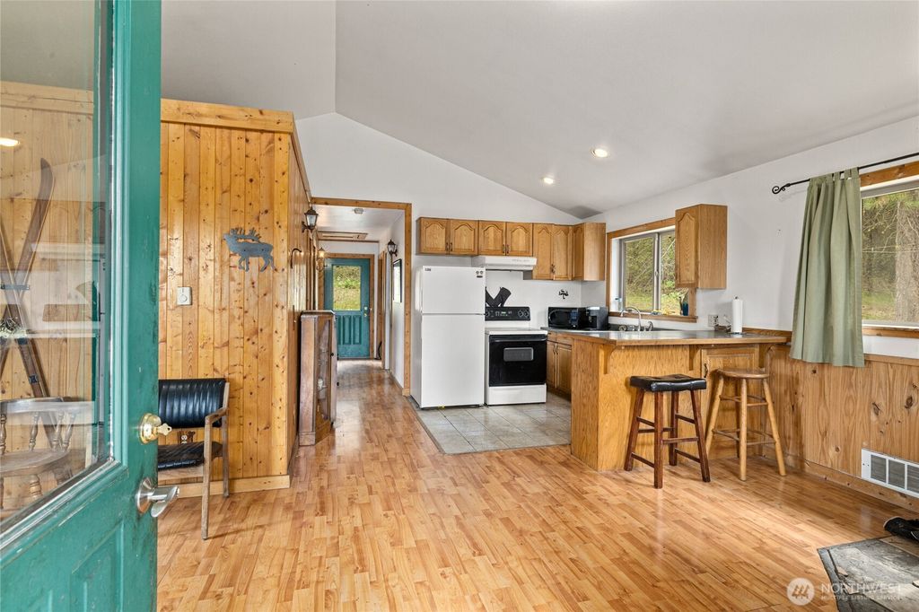 Photo of 630 Hidden Springs Road, Cle Elum, WA 98922 (MLS # 2511657)