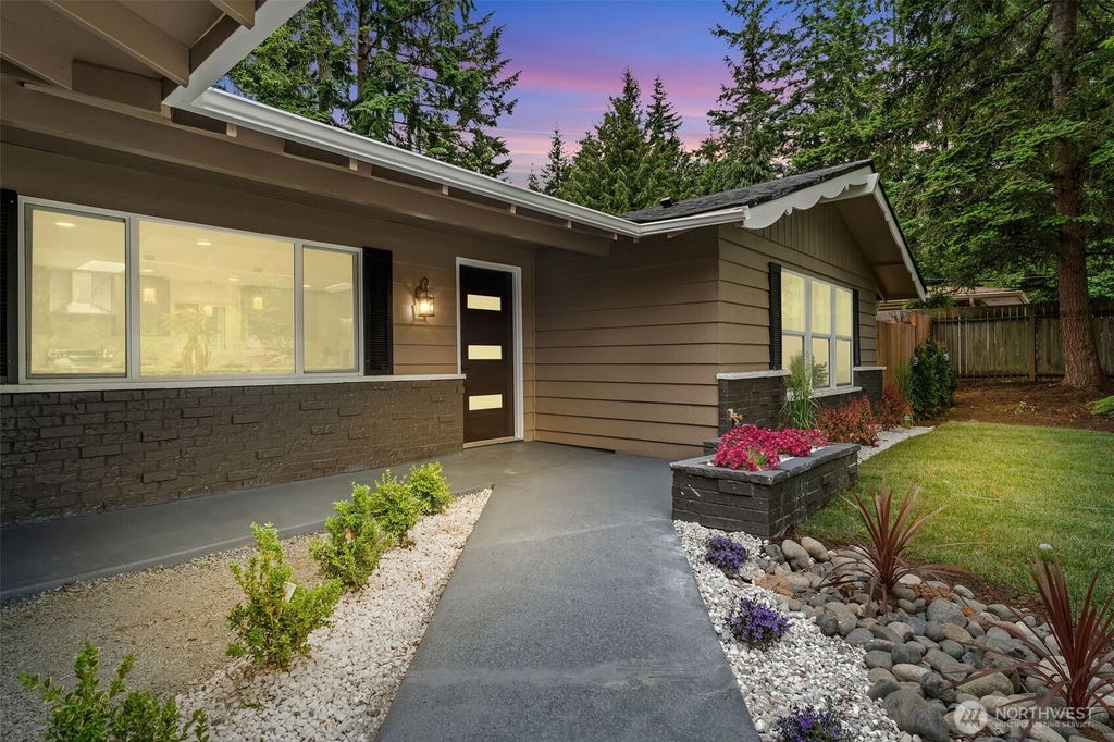 Photo of 14600 SE 178th Place, Renton, WA 98058 (MLS # 2385235)