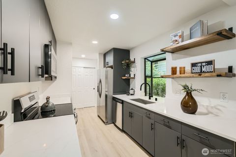 Photo of 9512 1st Avenue NE #110, Seattle, WA 98115 (MLS # 2497383)