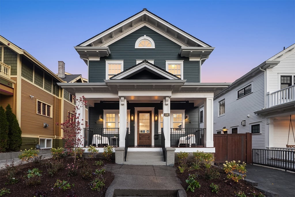 Photo of 206 32nd Avenue, Seattle, WA 98122 (MLS # 2592446)