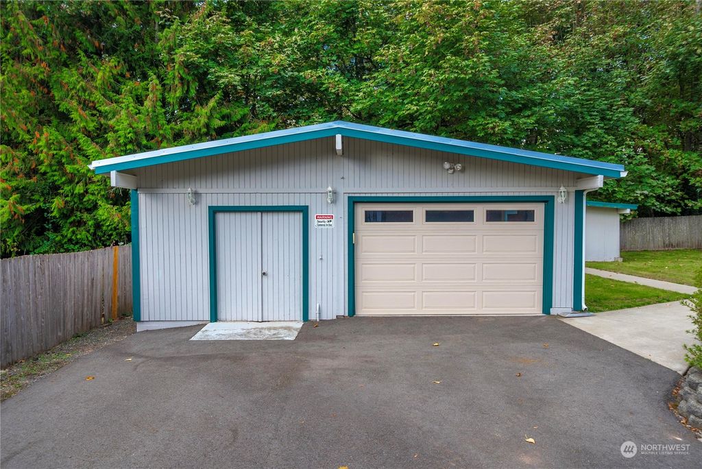 Photo of 15615 203rd Avenue SE, Renton, WA 98059 (MLS # 2296472)