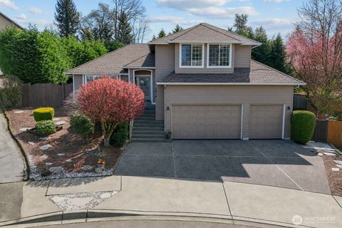 Photo of 2414 Kennewick Place NE, Renton, WA 98056 (MLS # 2496508)