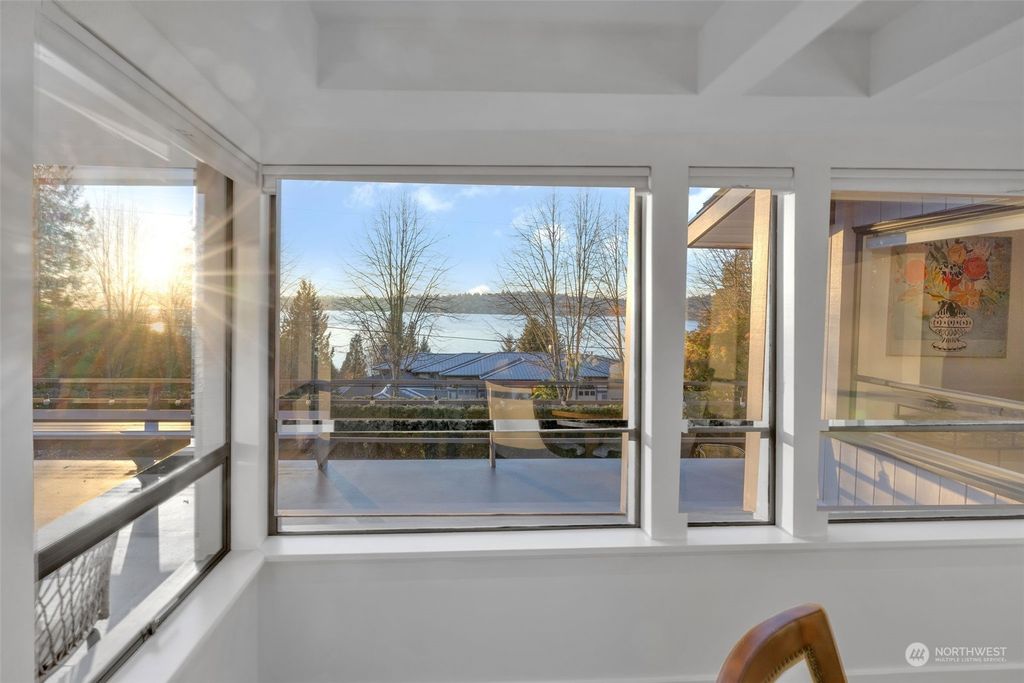 Photo of 10 Shore Lane, Mercer Island, WA 98040 (MLS # 2327203)