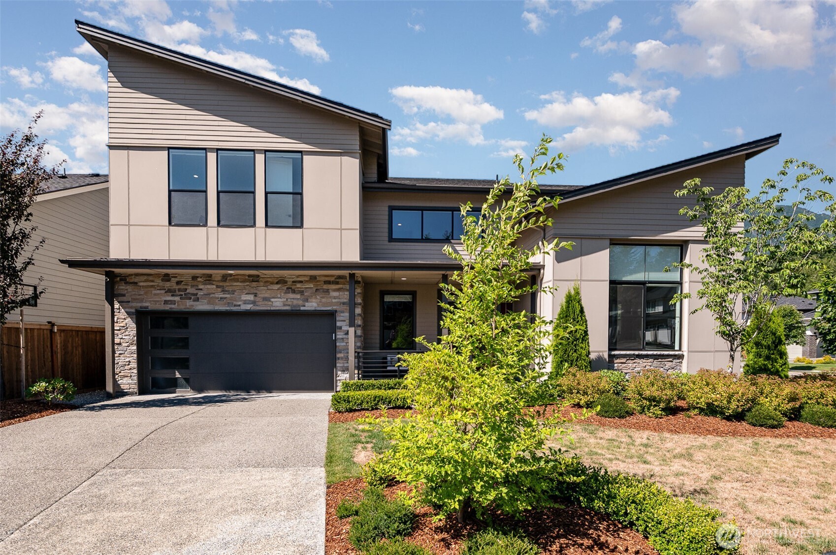 3098 SE 14th Street
