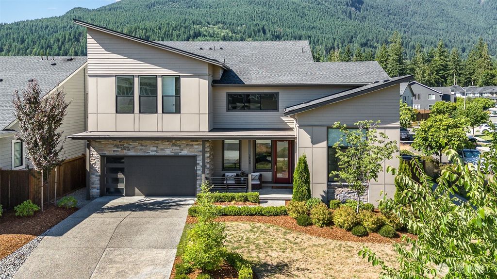 Photo of 3098 SE 14th Street, North Bend, WA 98045 (MLS # 2410122)