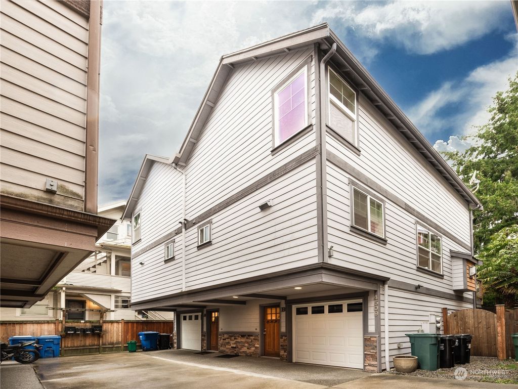 Photo of 4509 Evanston Avenue N #B, Seattle, WA 98103 (MLS # 2197267)
