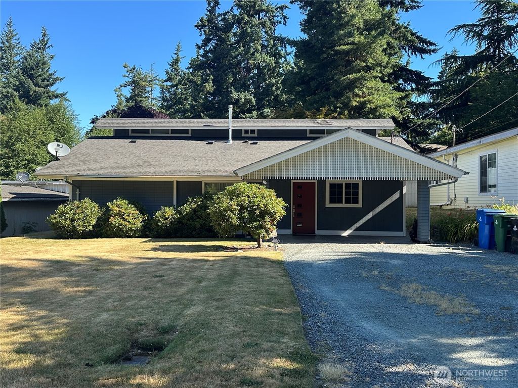 Photo of 322 NE 152nd Street, Shoreline, WA 98155 (MLS # 2427619)