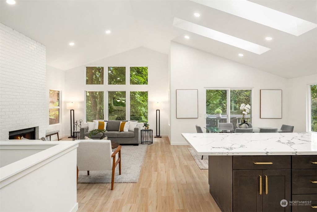 Photo of 2375 NE 90th Street, Seattle, WA 98115 (MLS # 2162012)