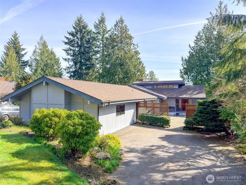 Photo of 291 Pioneer Drive, Port Ludlow, WA 98365 (MLS # 2446730)