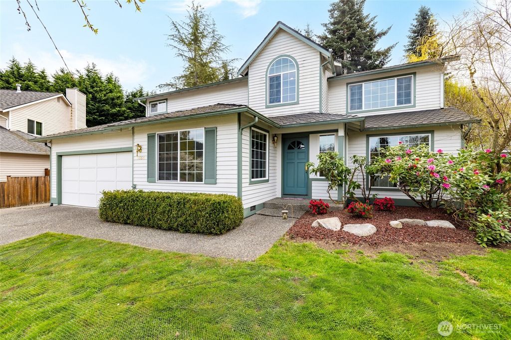 Photo of 2064 Hoquiam Court NE, Renton, WA 98059 (MLS # 2504634)