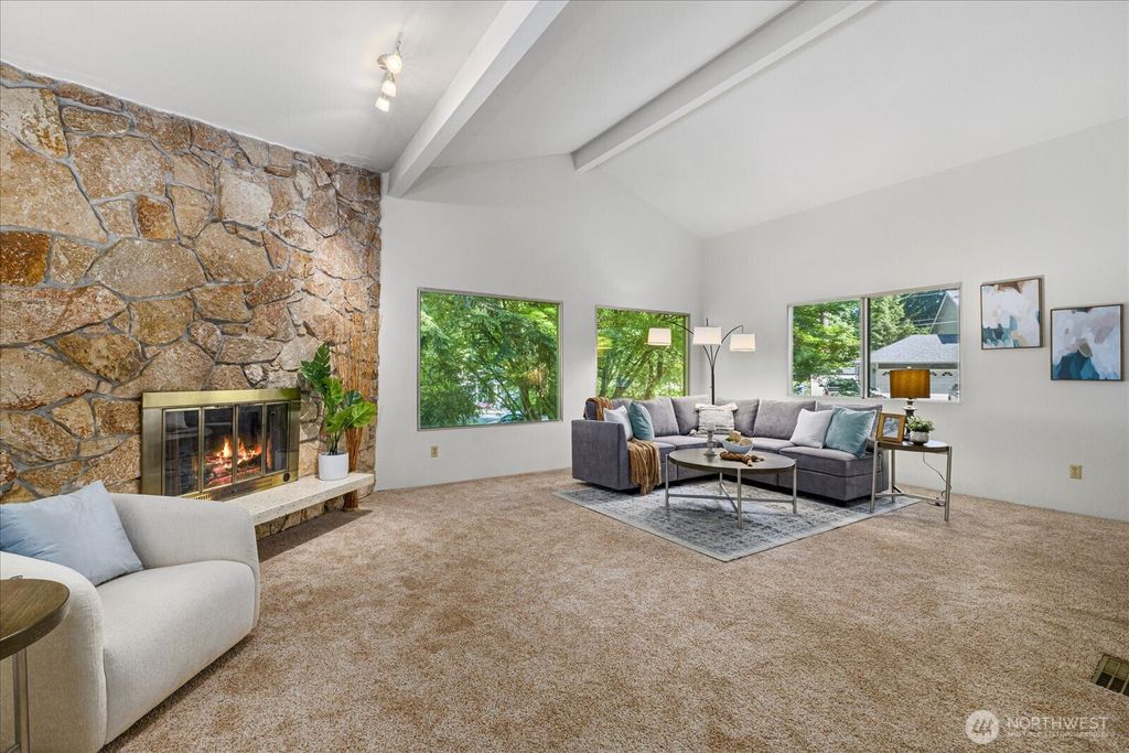 Photo of 7223 NE 160th Street, Kenmore, WA 98028 (MLS # 2387397)