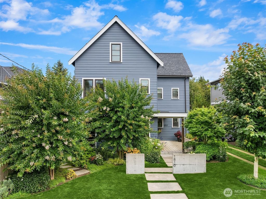 Photo of 1810 2nd Avenue N, Seattle, WA 98109 (MLS # 2423542)