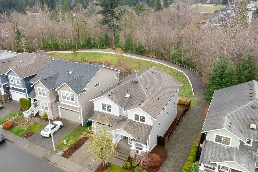 Photo of 902 Jericho Place NE, Renton, WA 98059 (MLS # 2350160)