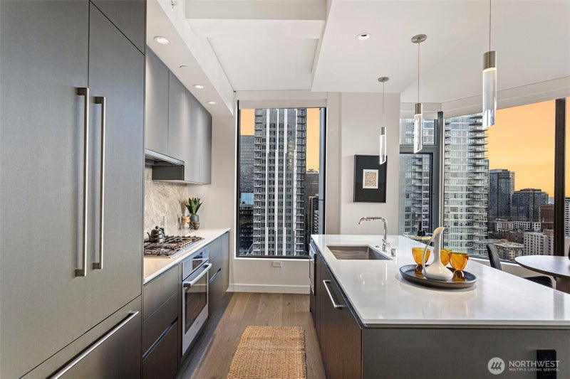 2510 6th Avenue 2504
