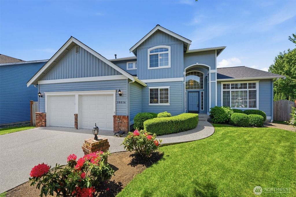 Photo of 18016 27th Drive SE, Bothell, WA 98012 (MLS # 2548061)