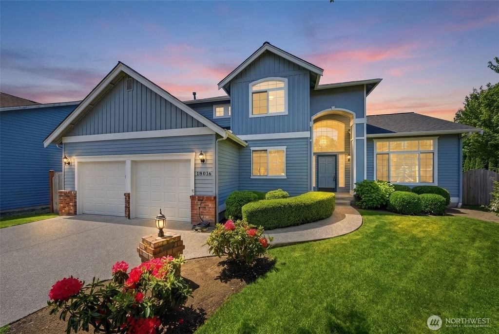Photo of 18016 27th Drive SE, Bothell, WA 98012 (MLS # 2548061)