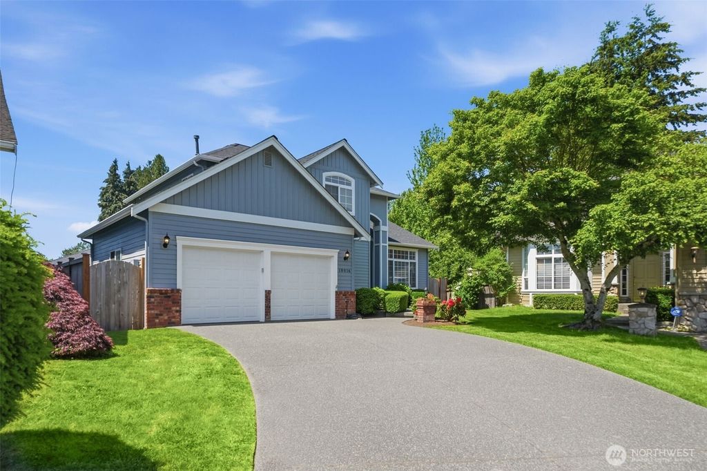 Photo of 18016 27th Drive SE, Bothell, WA 98012 (MLS # 2548061)