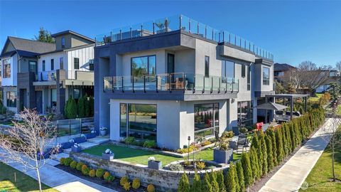 903 N 33rd Place Renton WA 98056