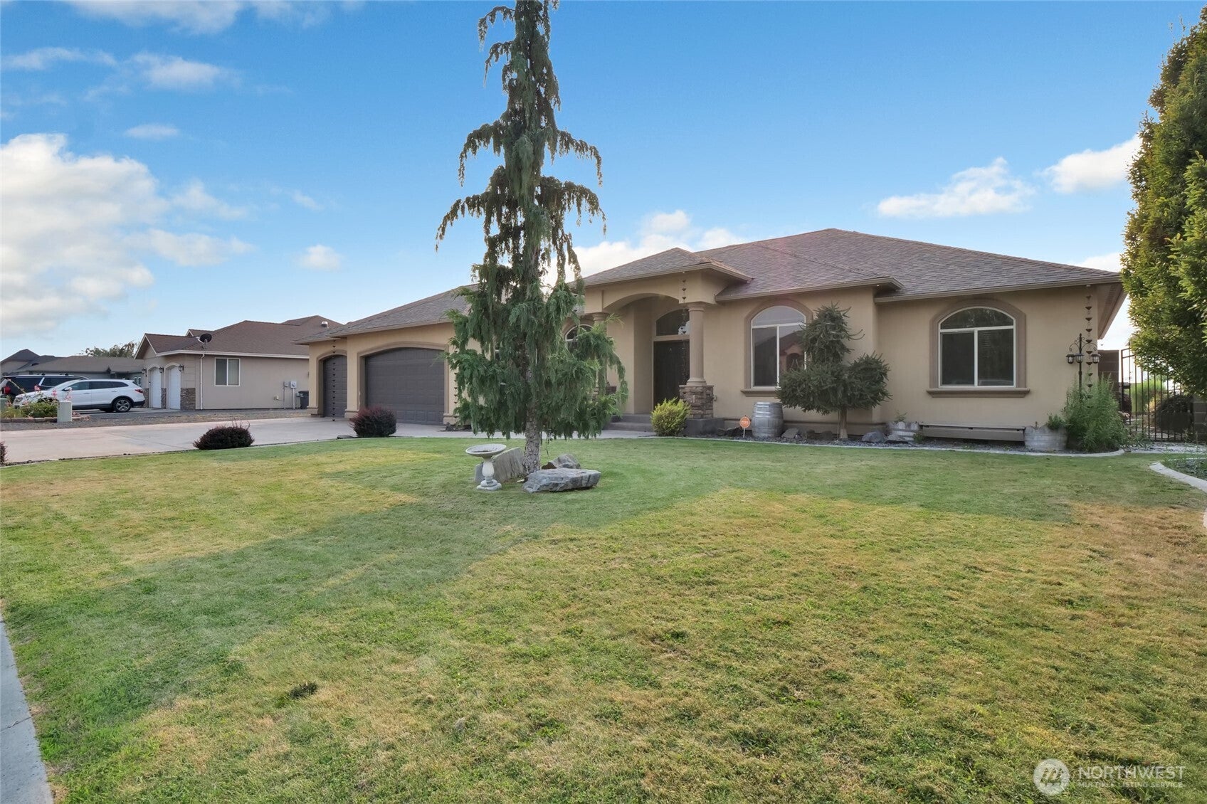 440 Dream Street SE