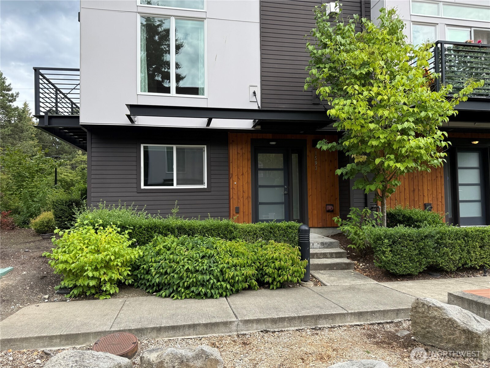 1593 139th Court NE 16